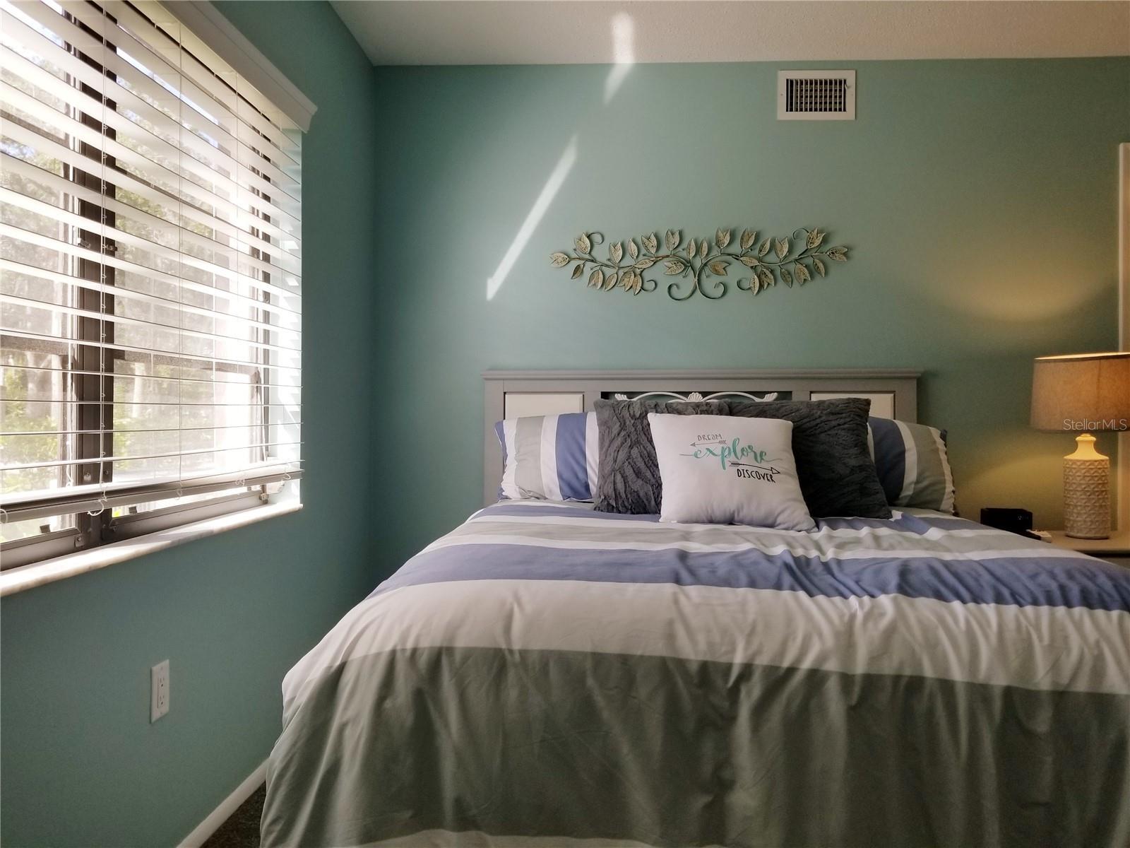 Image 41 of 72 For 5630 Golf Pointe Drive 108