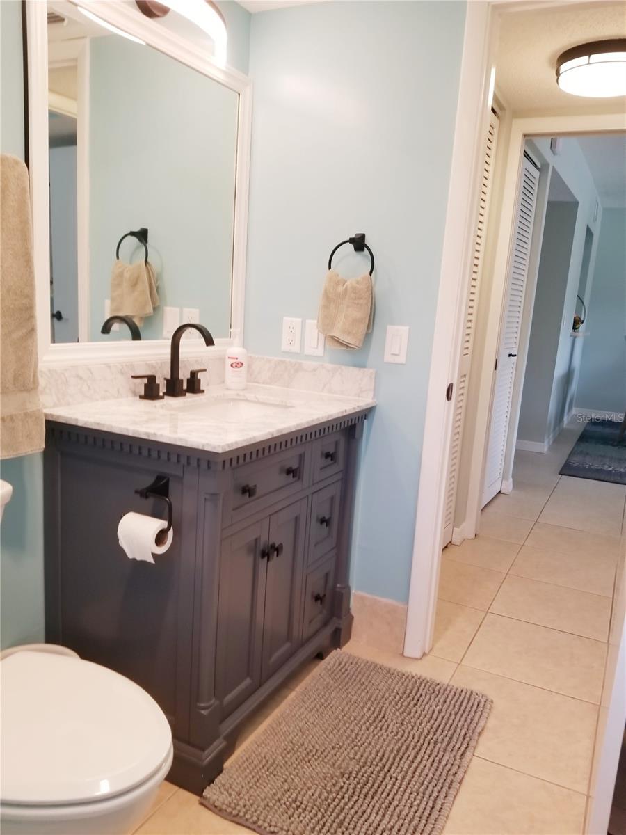 Image 44 of 72 For 5630 Golf Pointe Drive 108