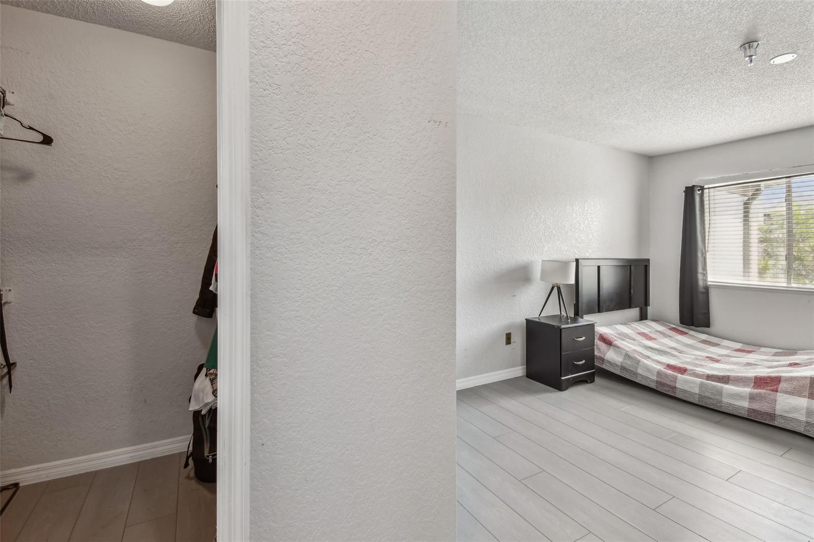 Image 27 of 78 For 10265 Gandy Boulevard N 1004