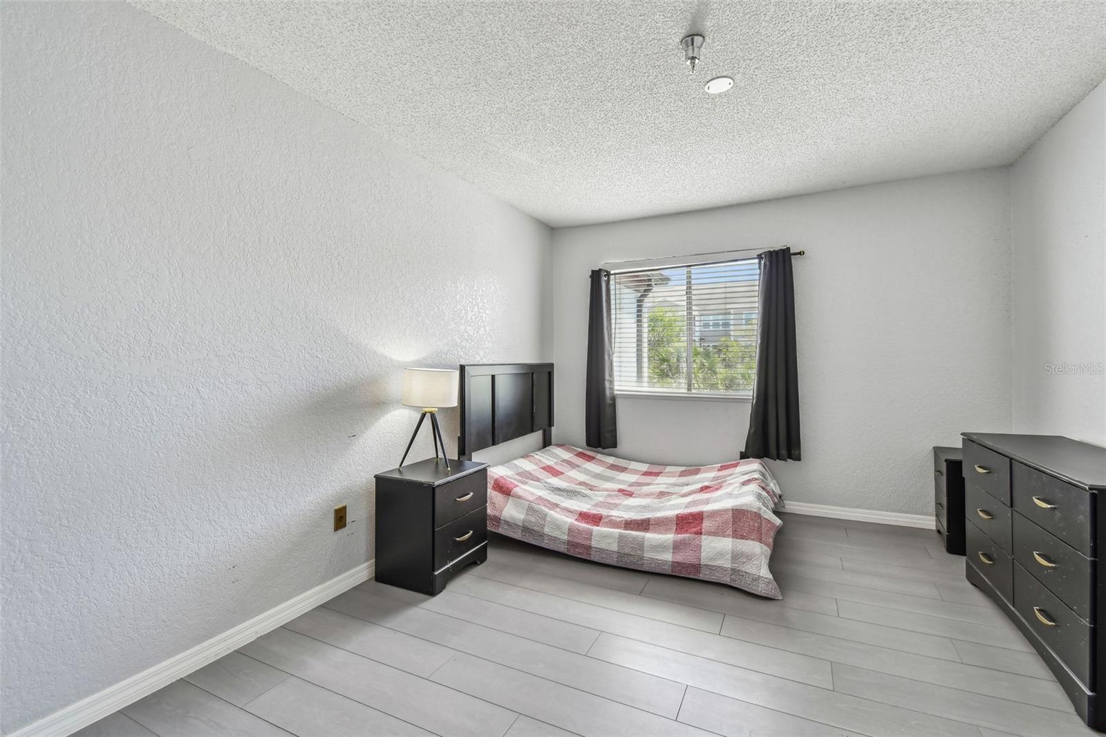 Image 28 of 78 For 10265 Gandy Boulevard N 1004