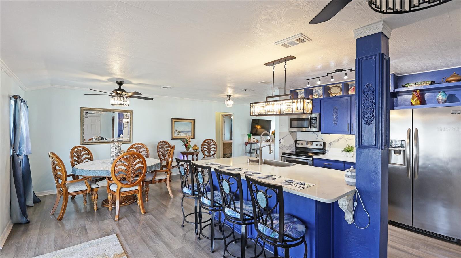 Image 14 of 37 For 13492 Dibella Avenue