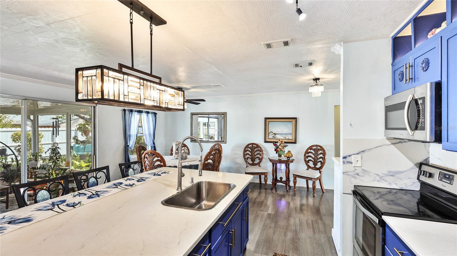 Image 15 of 37 For 13492 Dibella Avenue