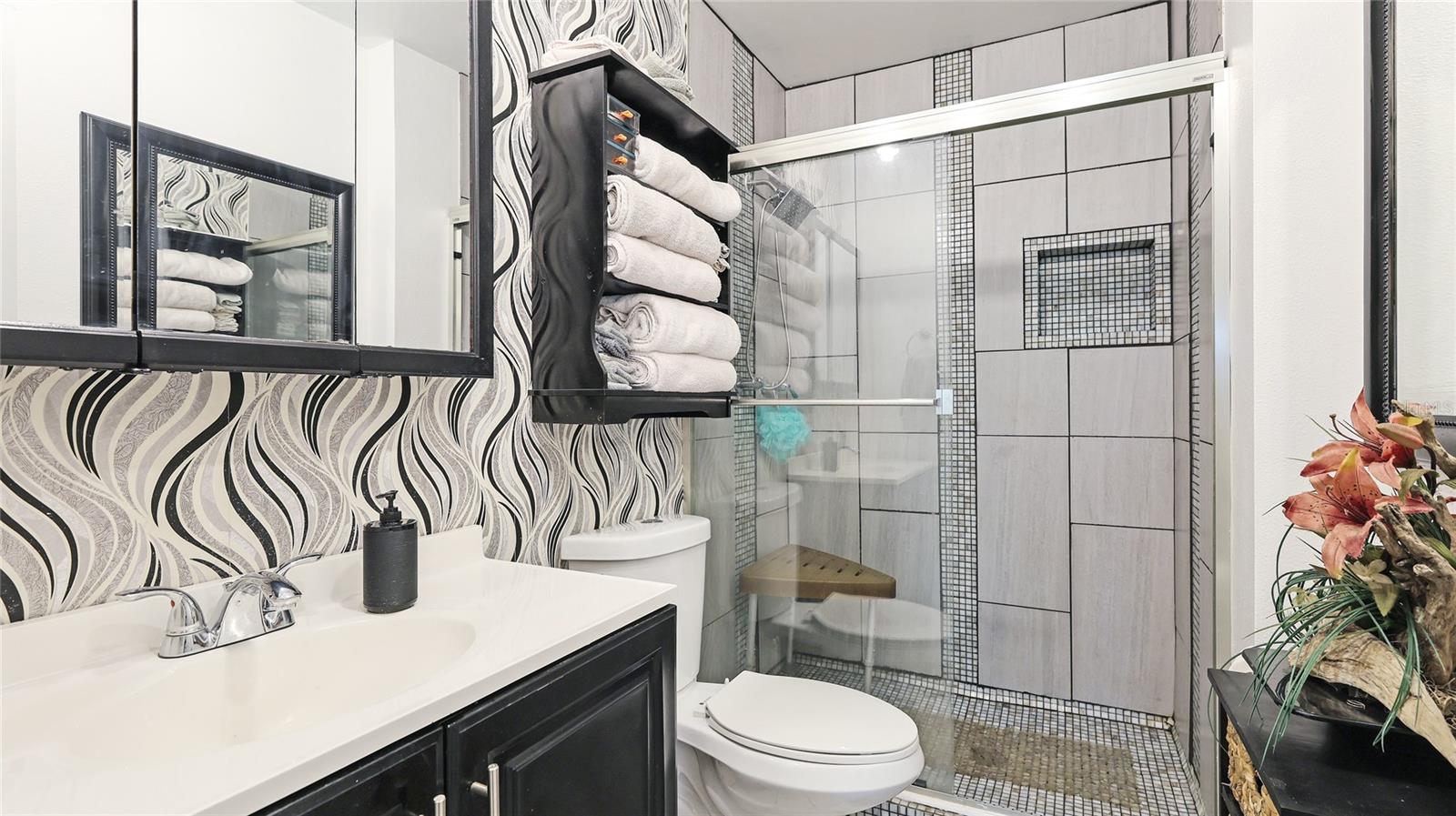 Image 21 of 37 For 13492 Dibella Avenue
