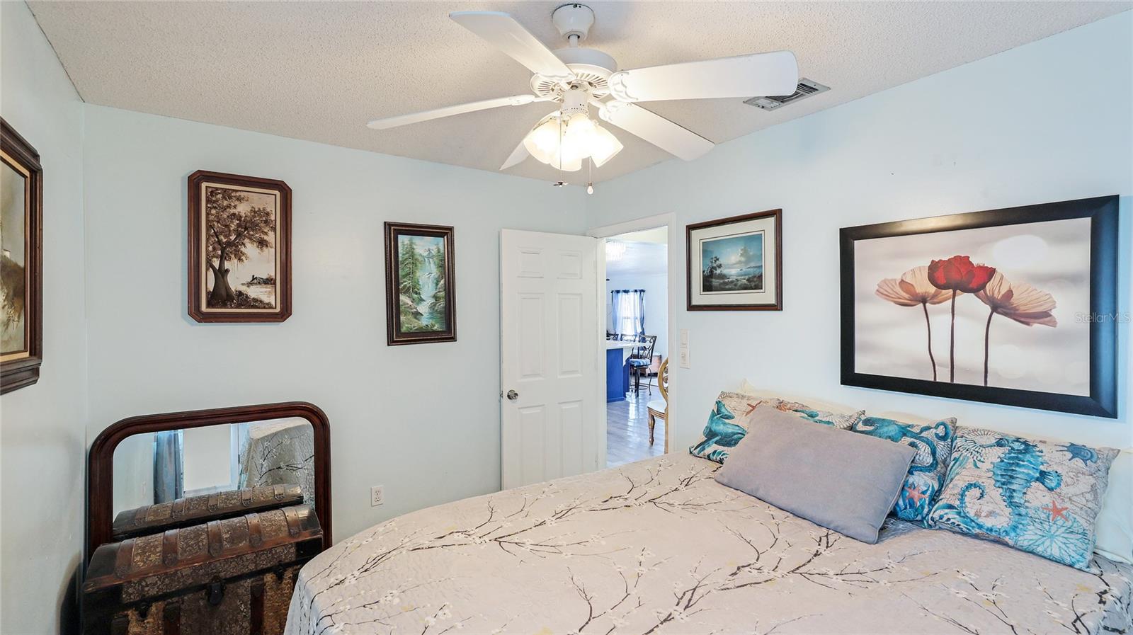 Image 23 of 37 For 13492 Dibella Avenue