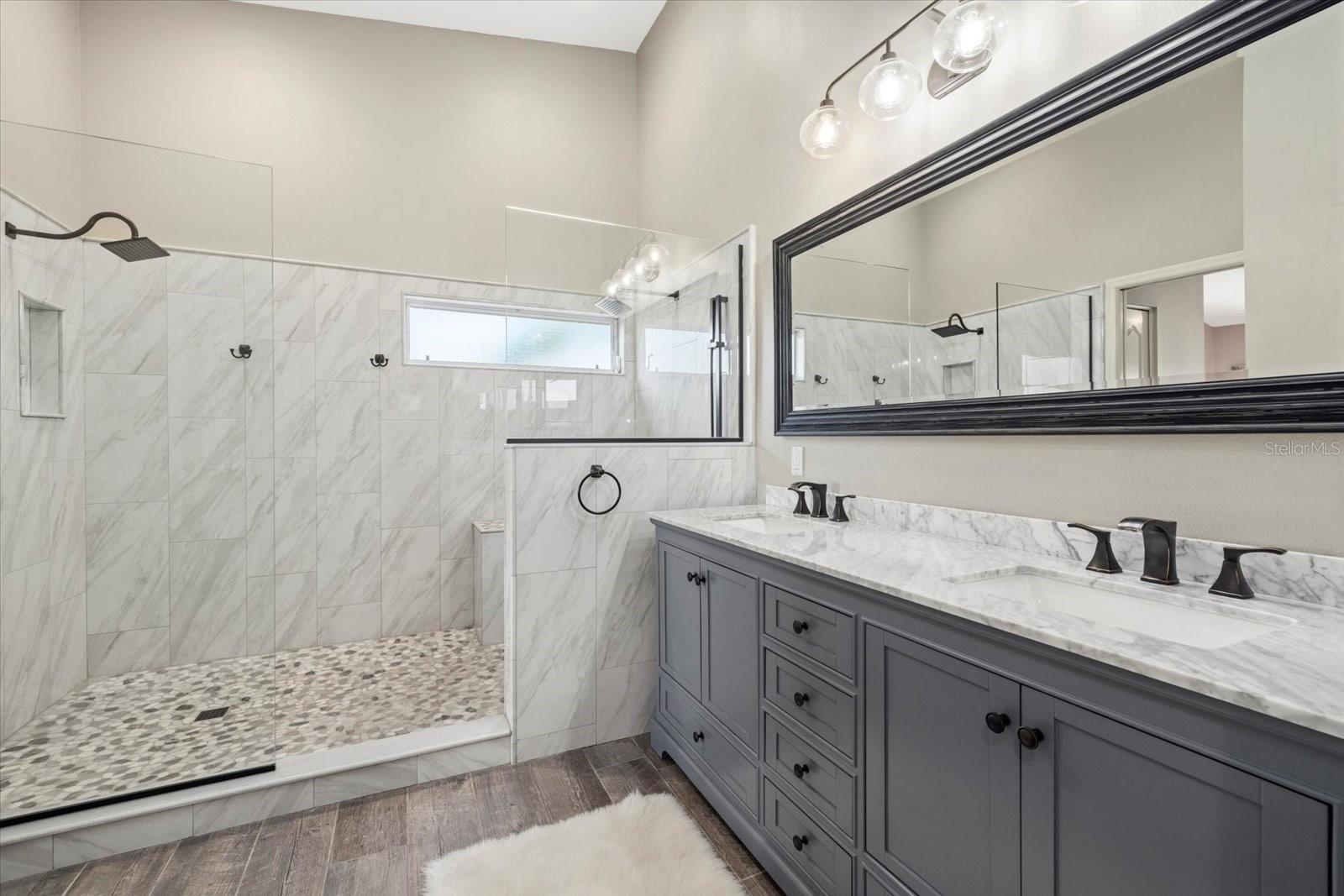 Image 20 of 34 For 9550 High Gate Drive 1526