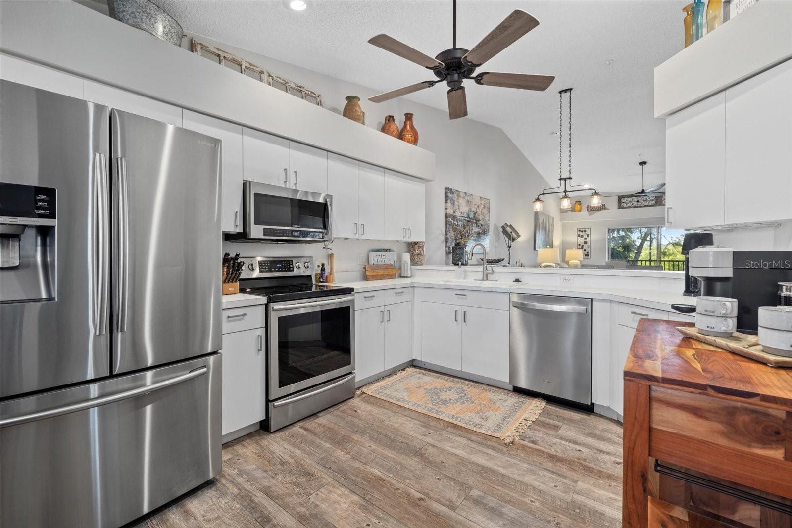Image 9 of 34 For 9550 High Gate Drive 1526