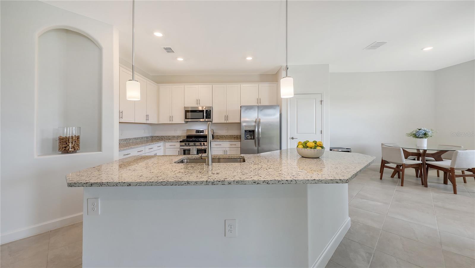 Image 16 of 61 For 15332 Serene Shores Loop Street