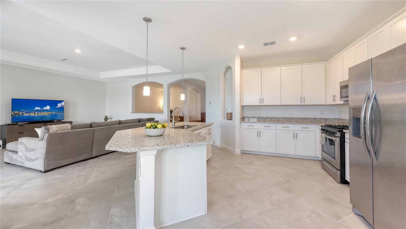 Image 18 of 61 For 15332 Serene Shores Loop Street