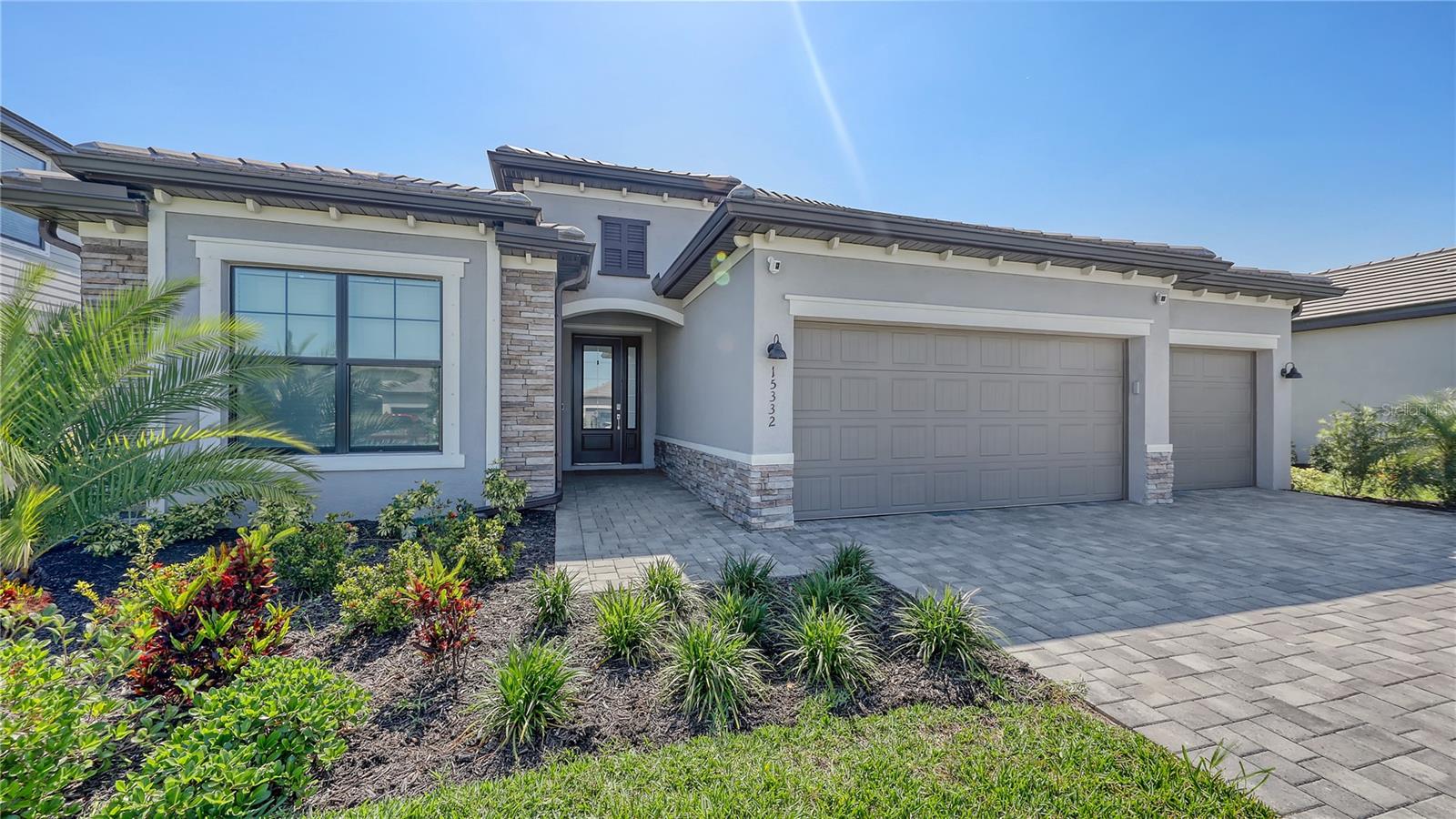 Image 2 of 61 For 15332 Serene Shores Loop Street