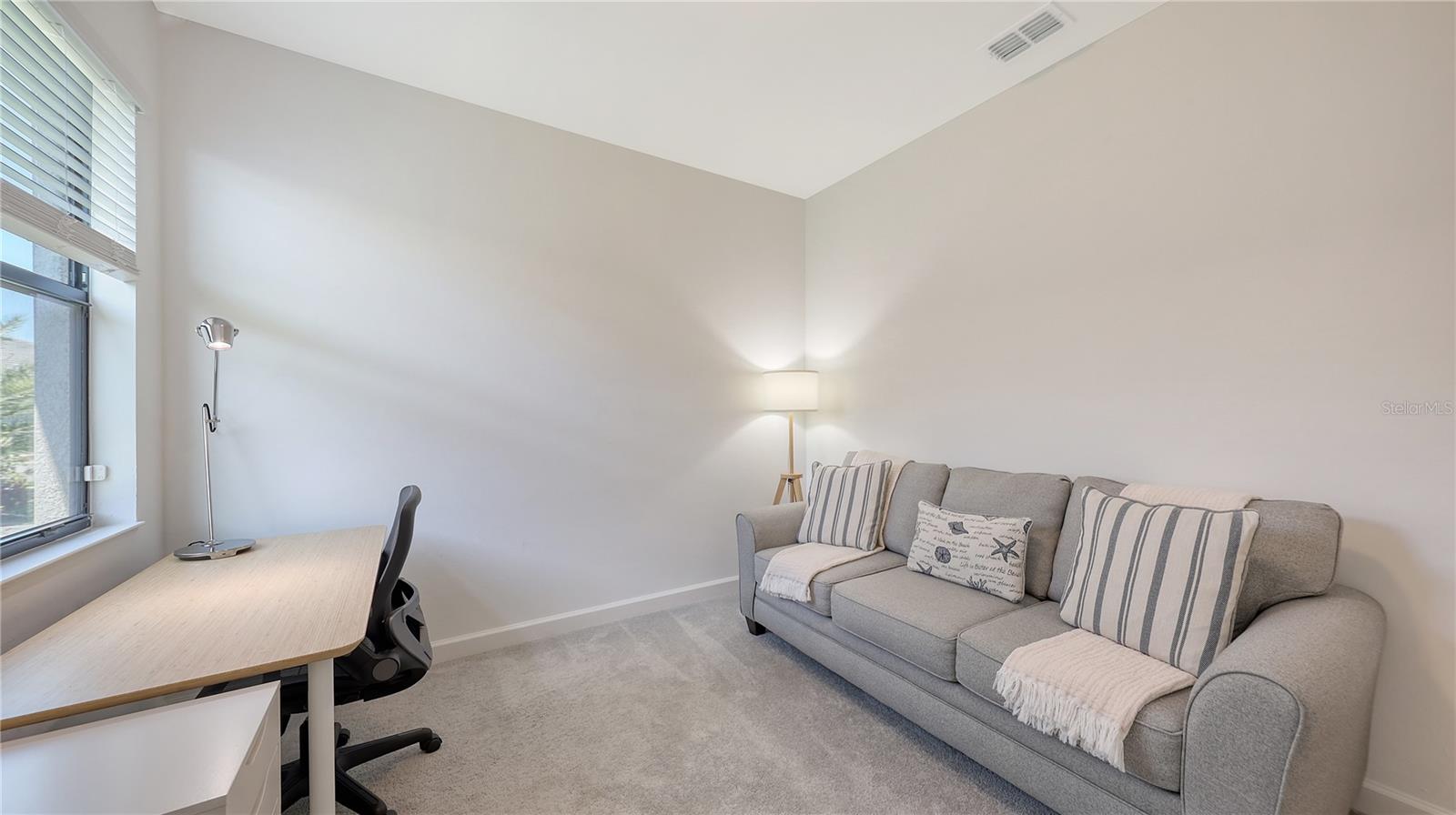 Image 30 of 61 For 15332 Serene Shores Loop Street