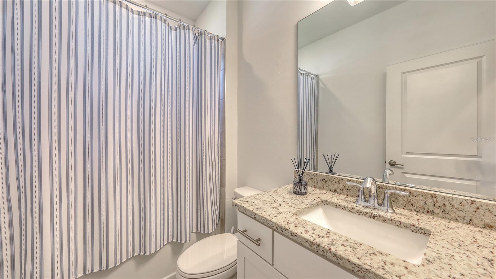 Image 36 of 61 For 15332 Serene Shores Loop Street