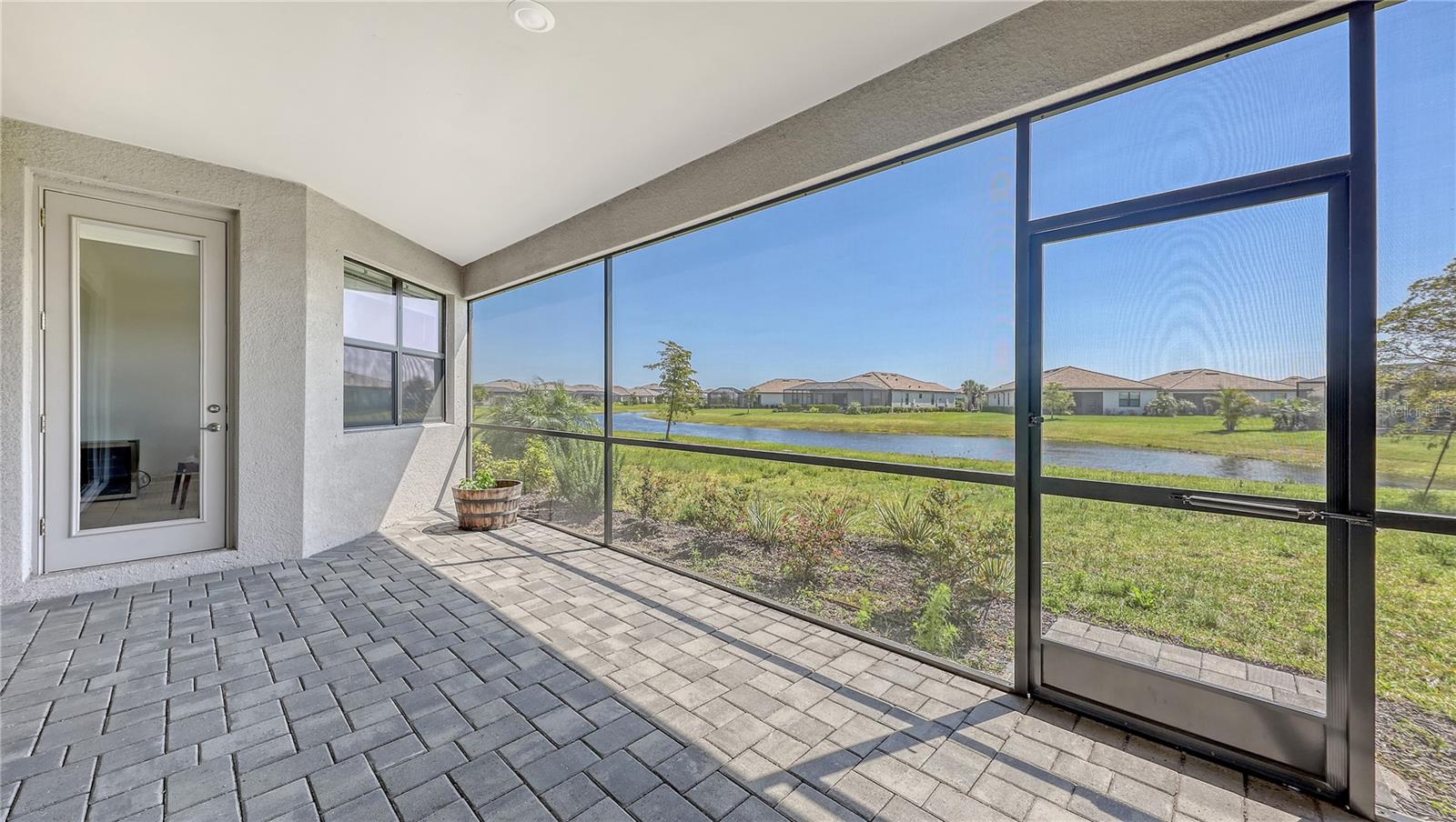 Image 41 of 61 For 15332 Serene Shores Loop Street