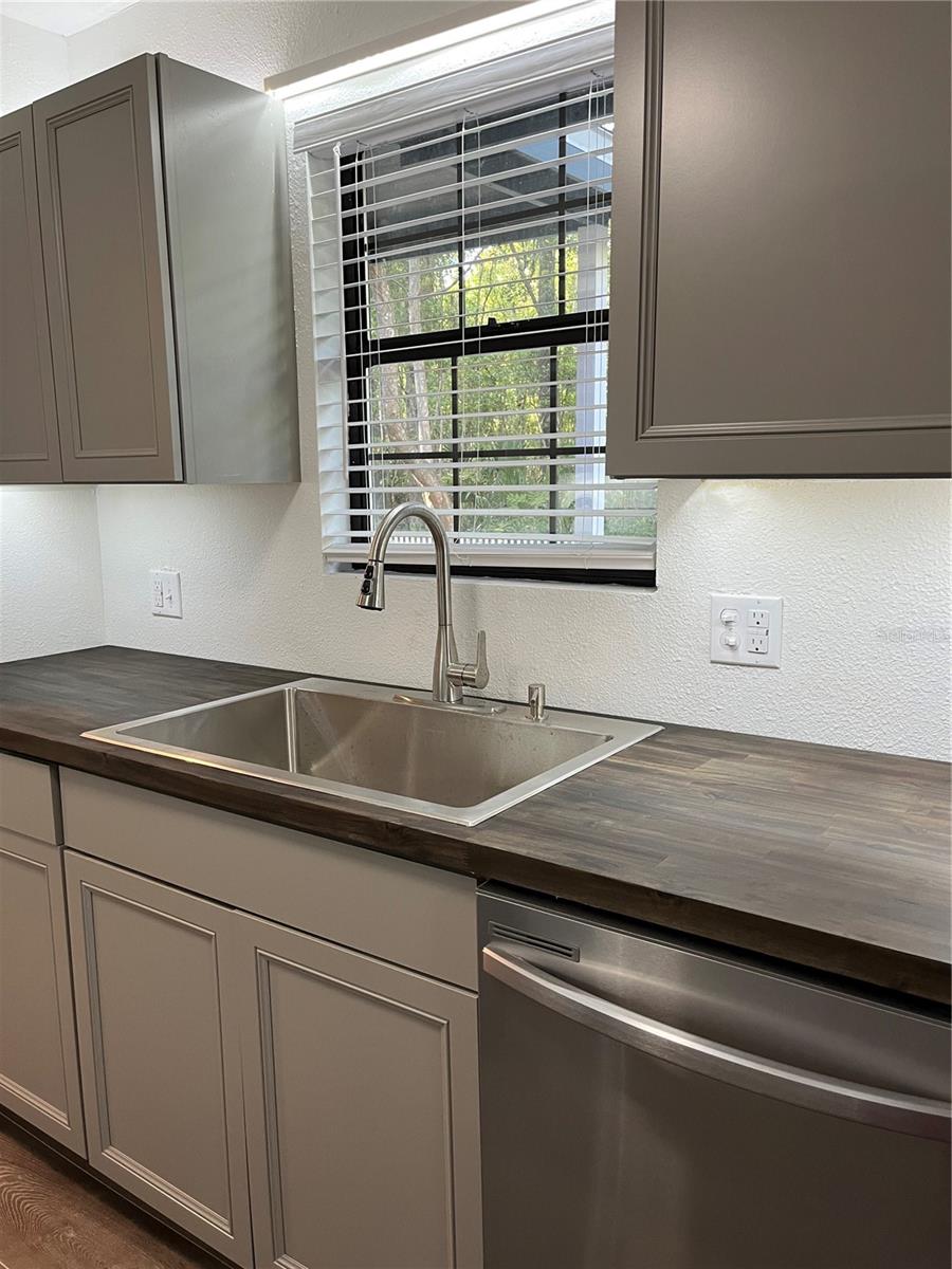 Image 9 of 23 For 108 8th Street