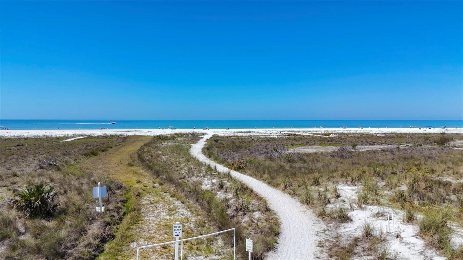 Image 59 of 70 For 625 Beach Road 207