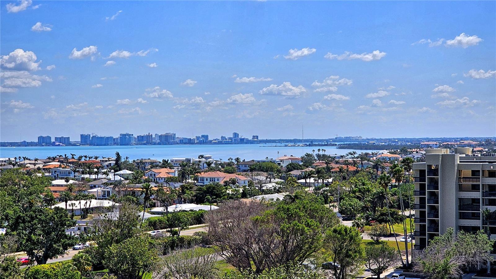 Image 52 of 56 For 1211 Gulf Of Mexico Drive 704