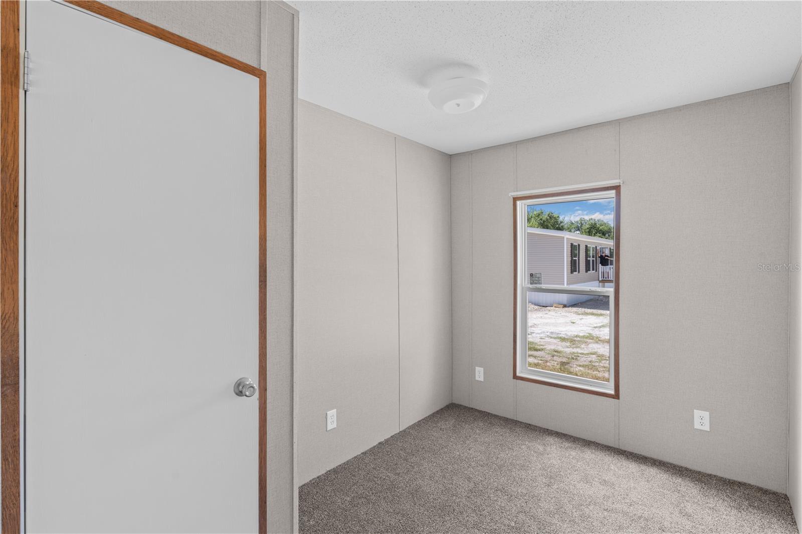 Image 22 of 40 For 8414 Sweden Boulevard