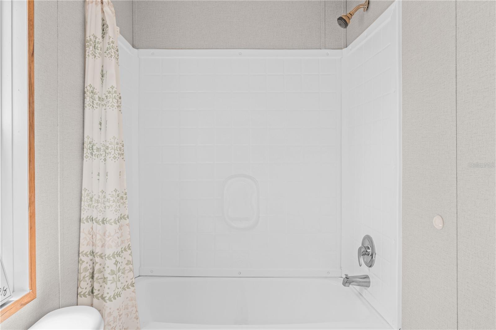 Image 31 of 40 For 8414 Sweden Boulevard