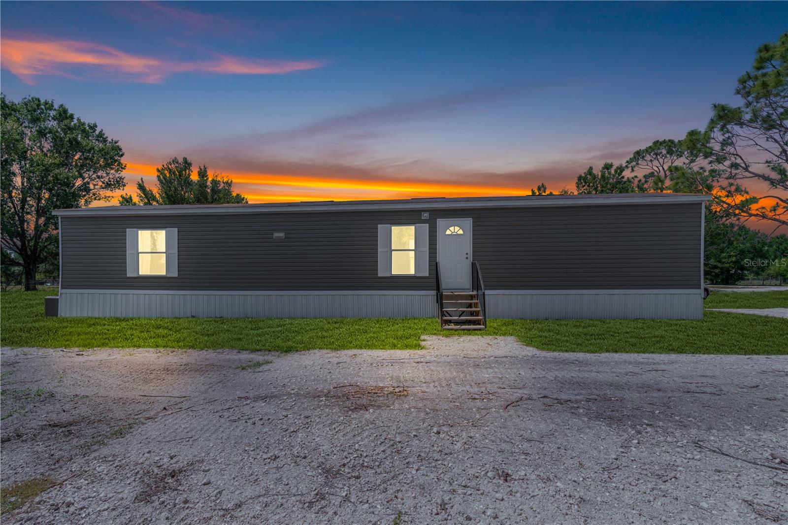 Image 33 of 40 For 8414 Sweden Boulevard