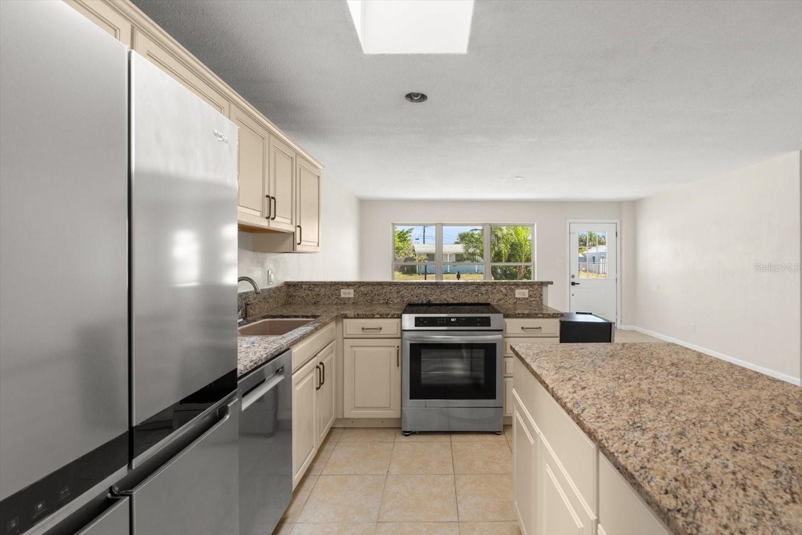 Image 5 of 47 For 6732 Washington Place