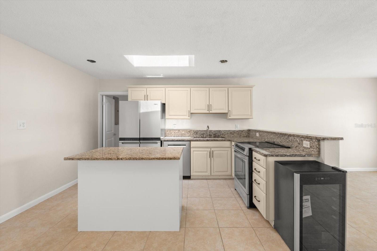 Image 6 of 47 For 6732 Washington Place