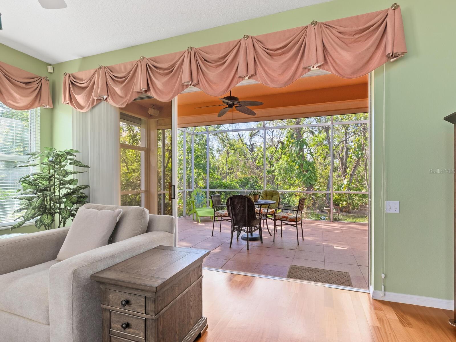 Image 11 of 38 For 6748 Hickory Hammock Circle