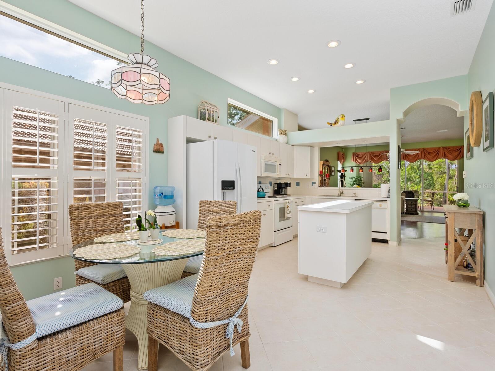 Image 16 of 38 For 6748 Hickory Hammock Circle