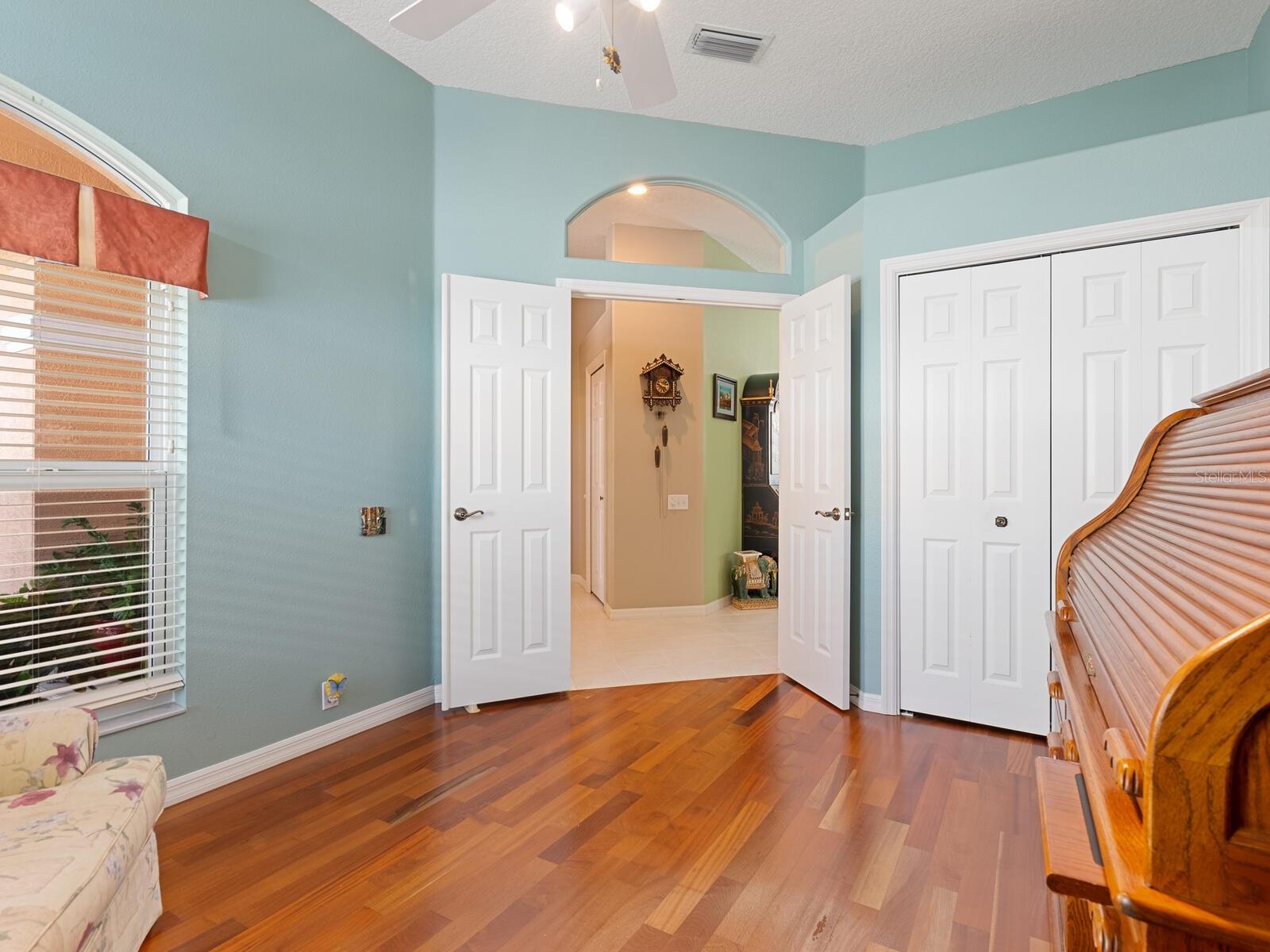 Image 26 of 38 For 6748 Hickory Hammock Circle