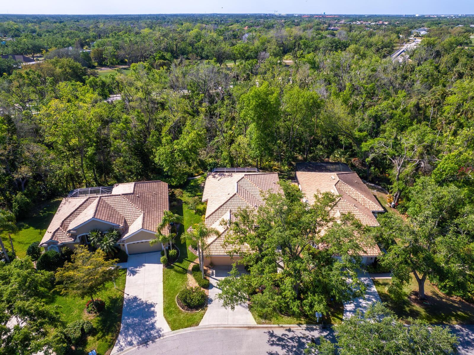 Image 36 of 38 For 6748 Hickory Hammock Circle