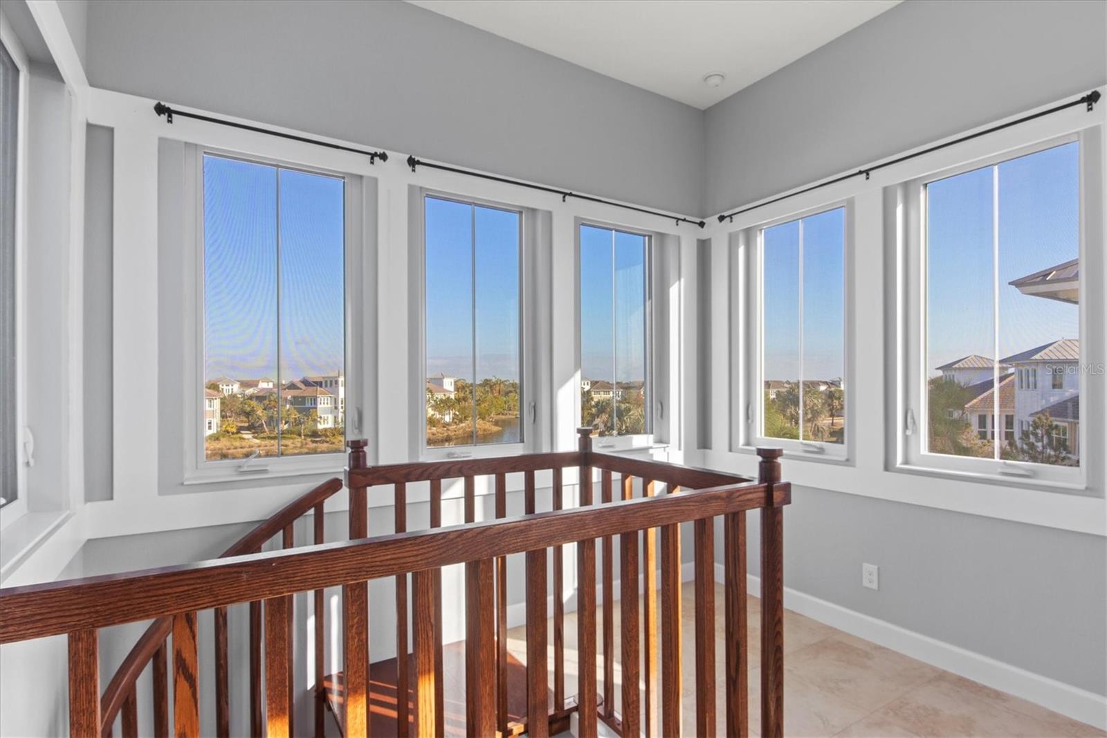 Listing photo id 20 for 319 Compass Point Drive 201