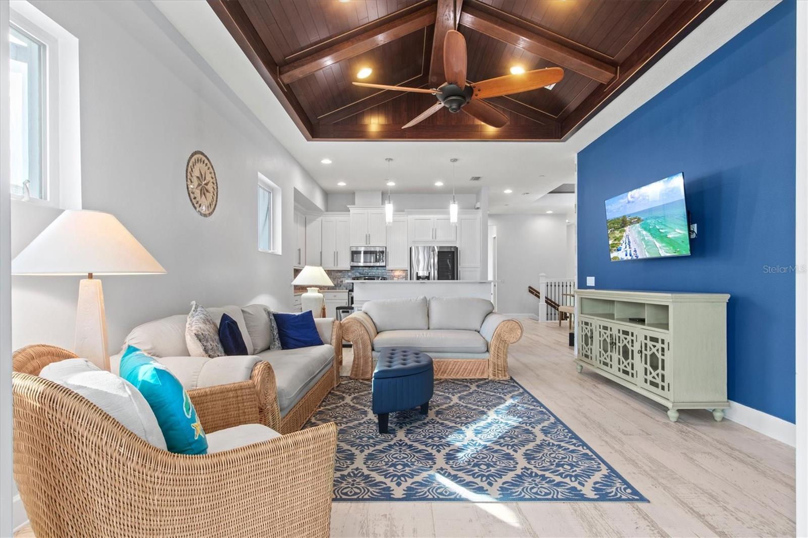 Listing photo id 22 for 319 Compass Point Drive 201