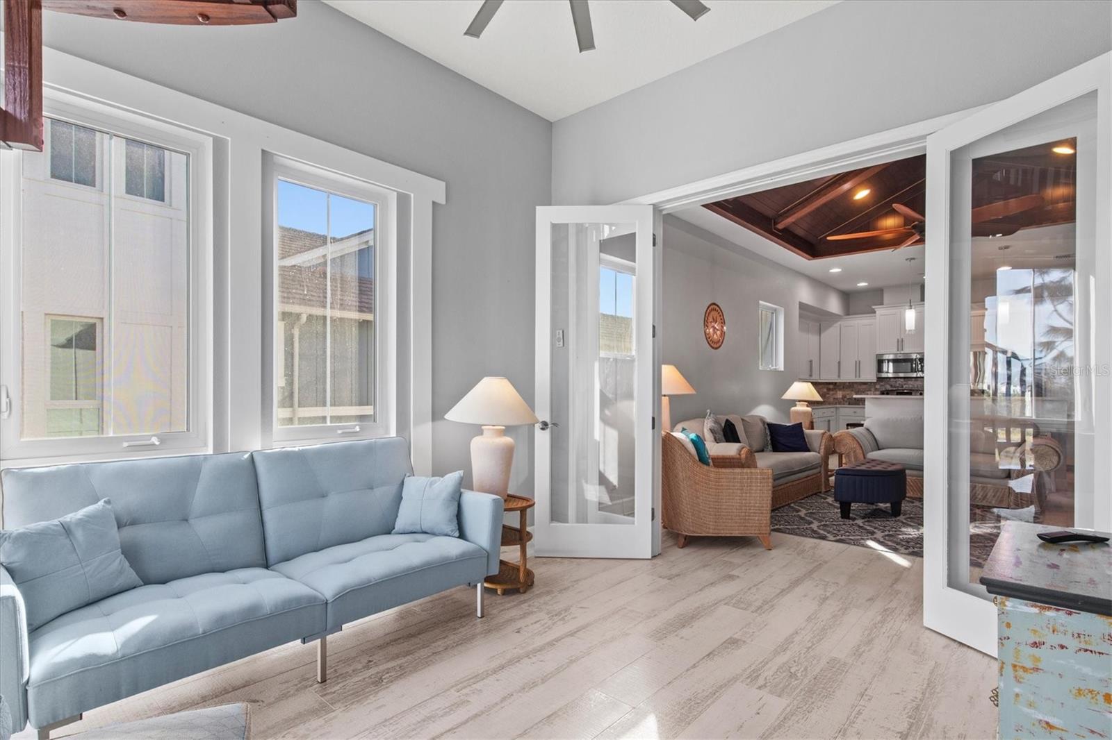 Listing photo id 25 for 319 Compass Point Drive 201