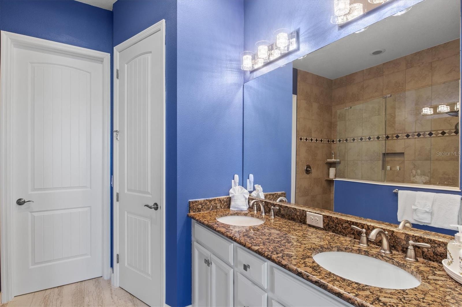 Listing photo id 29 for 319 Compass Point Drive 201