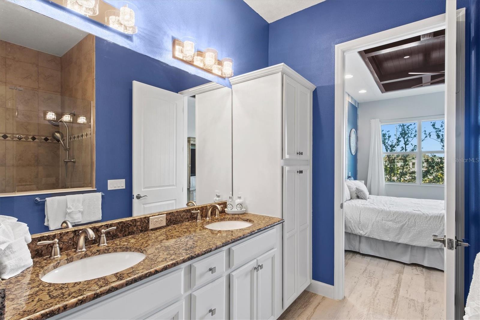 Listing photo id 30 for 319 Compass Point Drive 201