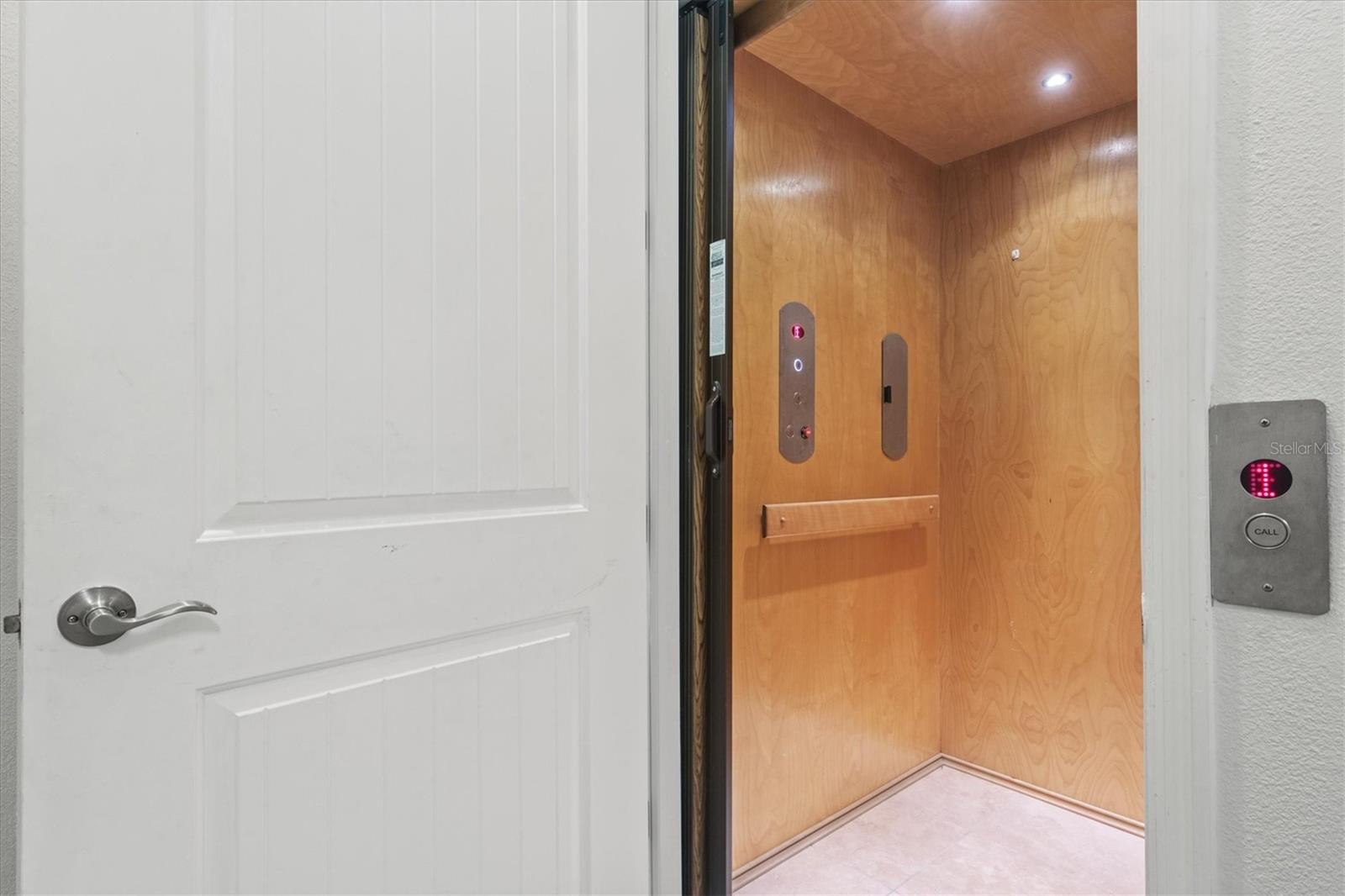 Listing photo id 36 for 319 Compass Point Drive 201