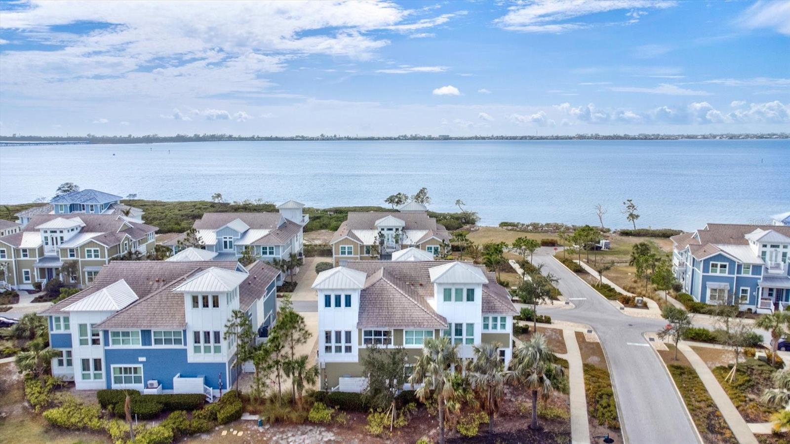 Listing photo id 46 for 319 Compass Point Drive 201