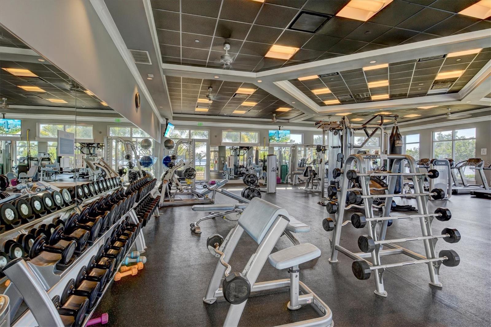 Listing photo id 54 for 319 Compass Point Drive 201