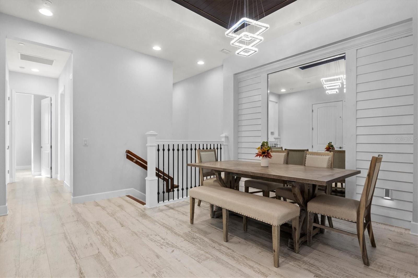 Listing photo id 7 for 319 Compass Point Drive 201