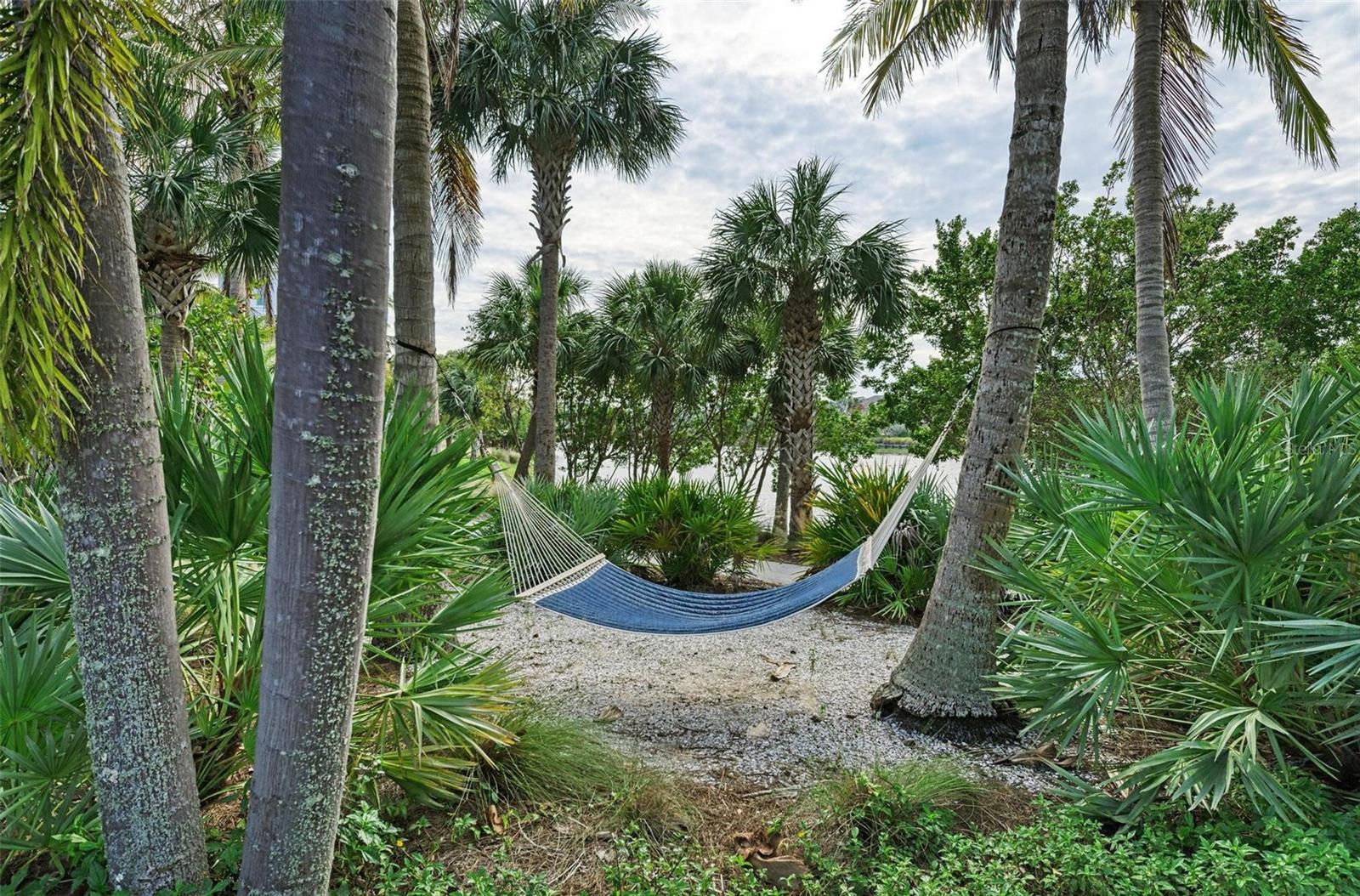 Listing photo id 92 for 319 Compass Point Drive 201