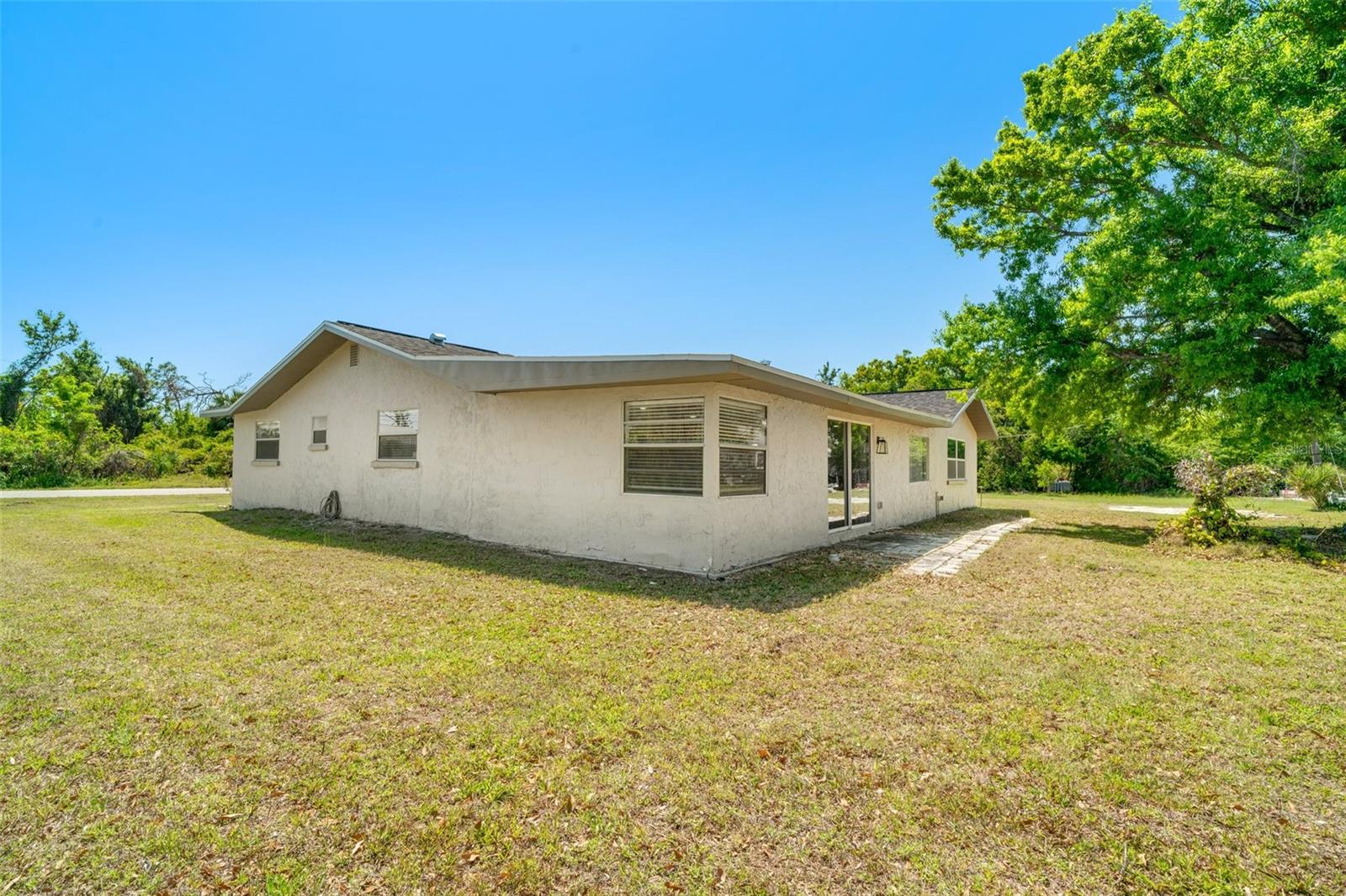 Image 35 of 39 For 8308 Pelican Road