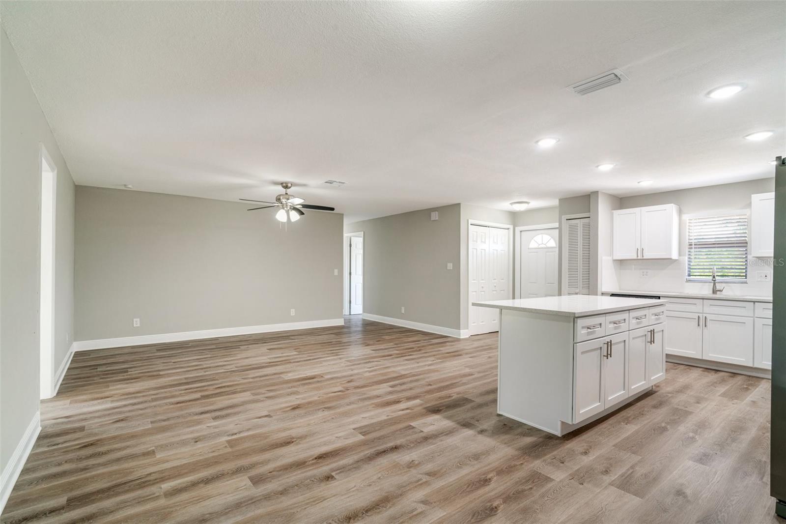 Image 6 of 39 For 8308 Pelican Road