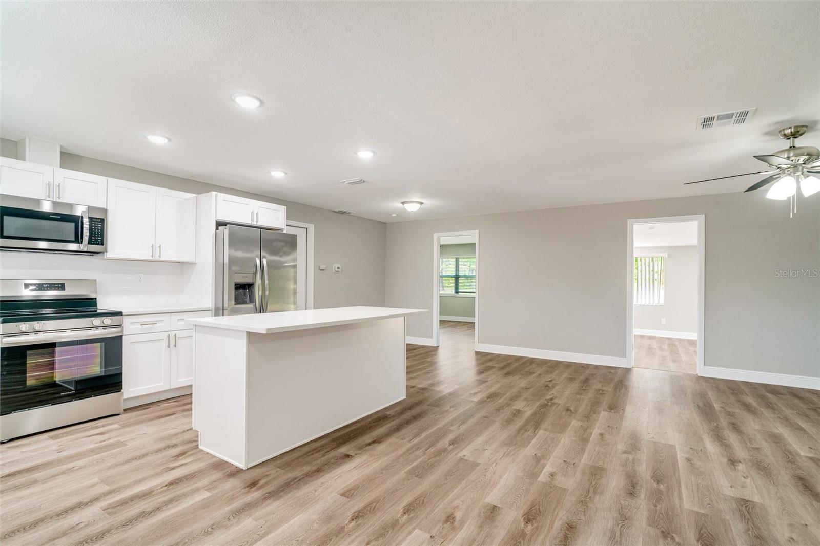 Image 9 of 39 For 8308 Pelican Road