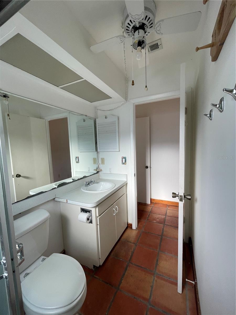 Image 31 of 52 For 3705 Chinaberry Road