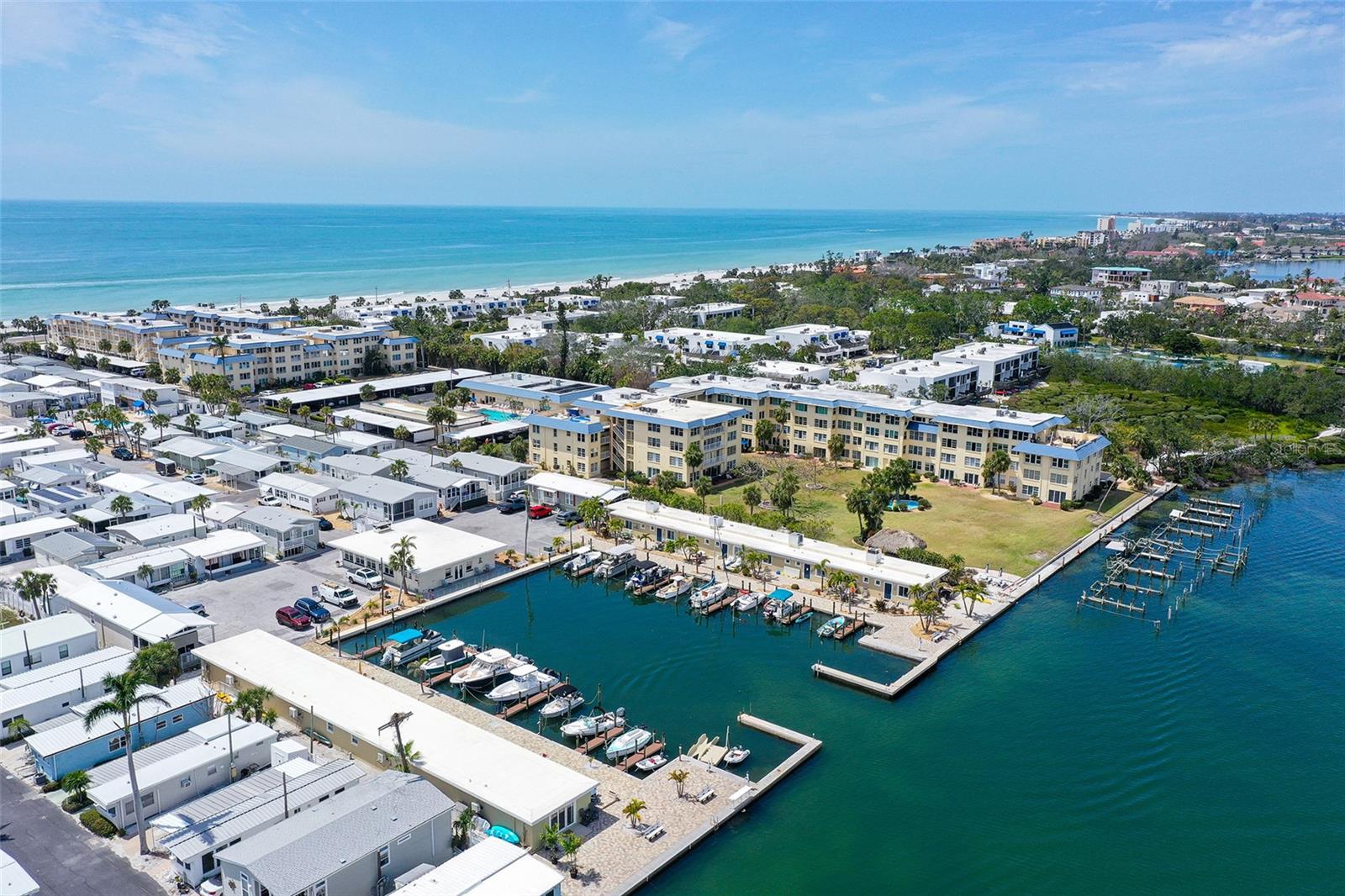 Image 11 of 31 For 96 Twin Shores Boulevard