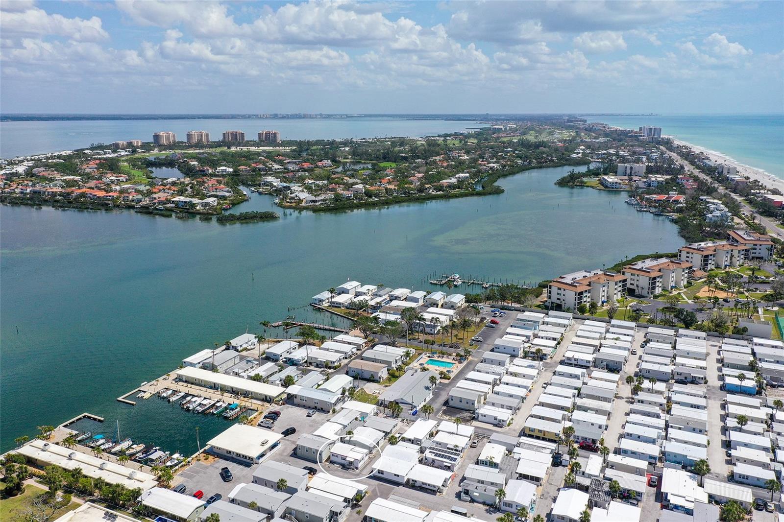 Image 29 of 31 For 96 Twin Shores Boulevard