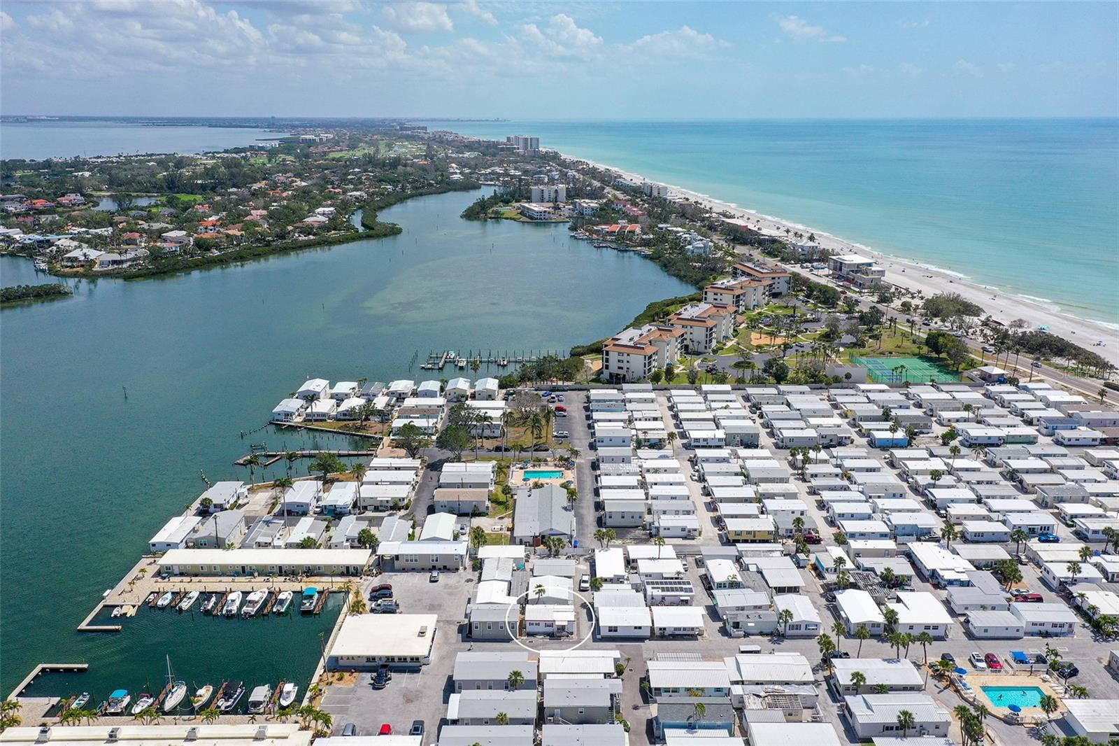 Image 3 of 31 For 96 Twin Shores Boulevard