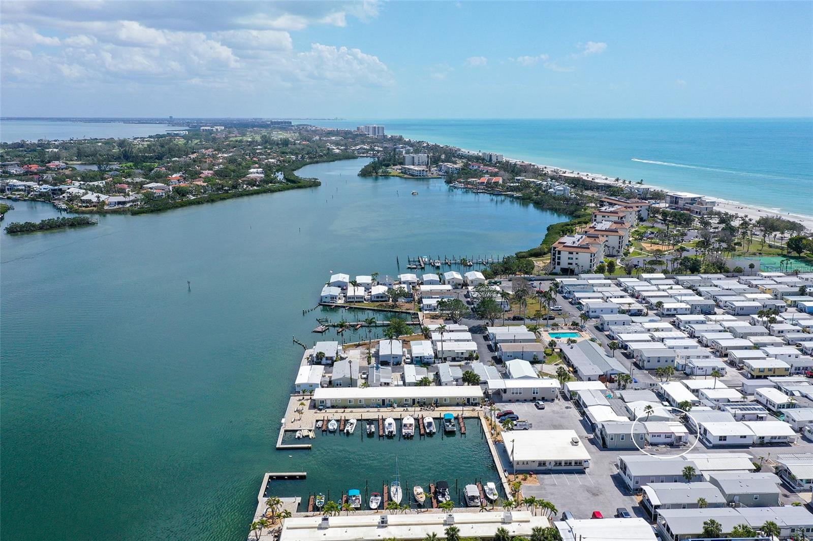Image 4 of 31 For 96 Twin Shores Boulevard