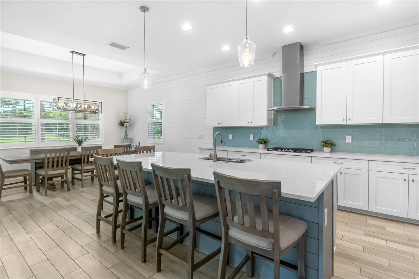 Image 10 of 60 For 6317 Rivo Lakes Boulevard