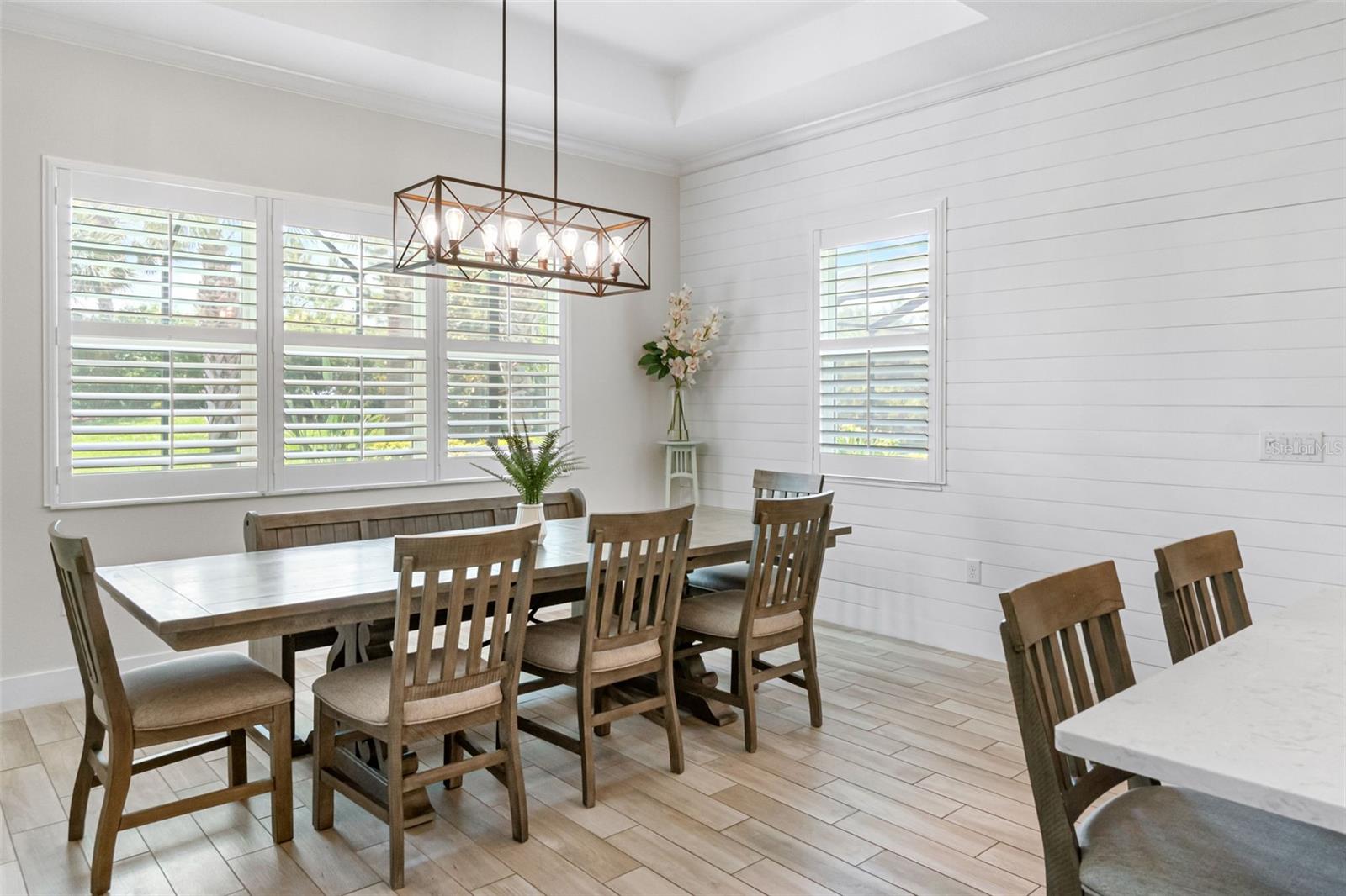 Image 17 of 60 For 6317 Rivo Lakes Boulevard