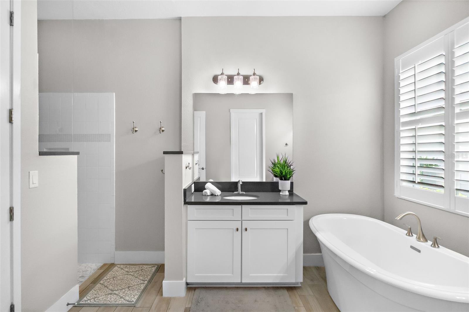 Image 37 of 60 For 6317 Rivo Lakes Boulevard