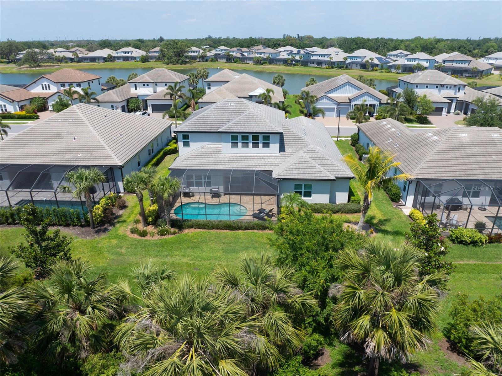 Image 55 of 60 For 6317 Rivo Lakes Boulevard
